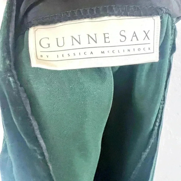 Gunne Sax by Jessica McClintock 80s Emerald Green Velvet Pencil Skirt Size Small - Picture 8 of 8